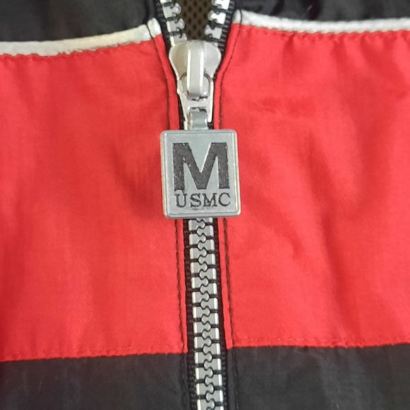 Vtg 90's USMC Black & Red Mesh lined embroidered zip front pocket Jacket LG - Picture 8 of 9